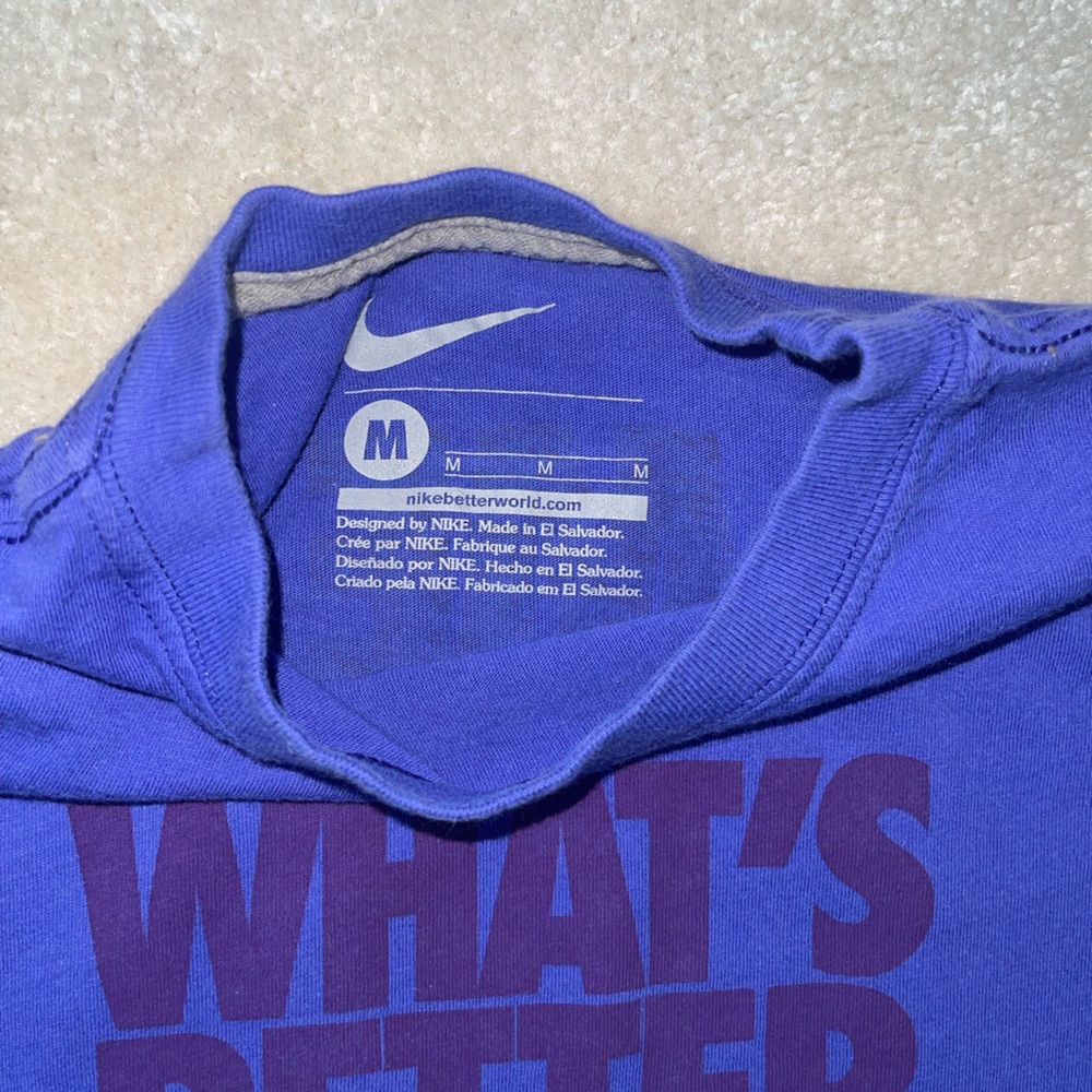Nike tee - Picture 3 of 3